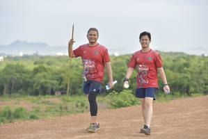 BIB: 195, 0309
                            <button type="button" onclick="openModal(5106999)" class="btn btn-primary btn-sm float-right btn-popup" data-toggle="modal" data-target=".modal-high-quality">
                        <i class="fas fa-shopping-cart"></i> Add to Cart
                    </button>
                                            <button type="button" onclick="isThisMe(5106999, true)" class="btn btn-success btn-sm float-right btn-popup btn-isme hidden" data-toggle="tooltip" data-placement="bottom" title="นี่คือรูปของคุณใช่ไหม คลิกที่นี่เพื่อเอาเข้าอัลบั้ม">
                        <i class="fas fa-plus"></i> Add to album
                    </button>
                    <button type="button" onclick="isThisMe(5106999, false)" class="btn btn-warning btn-sm float-right btn-popup btn-isnotme hidden">
                        <i class="fas fa-ban"></i> Remove from album
                    </button>